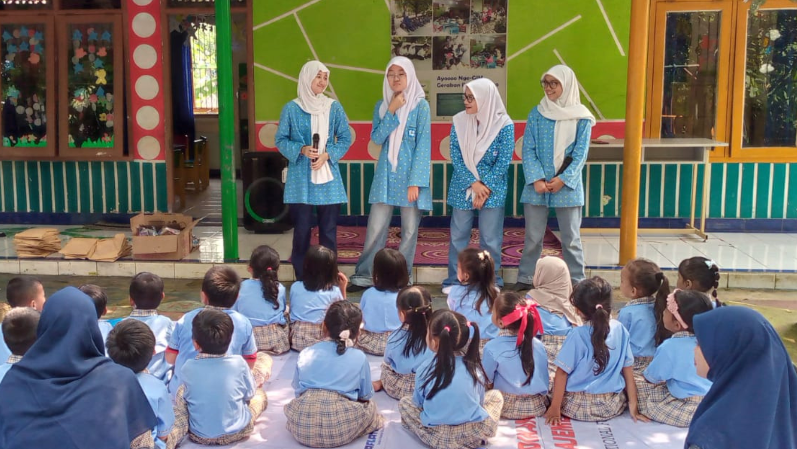 SMP Lazuardi Gelar Bakti Sosial di PAUD Ceria Yasmin dan Pusat Terapi Yasmin