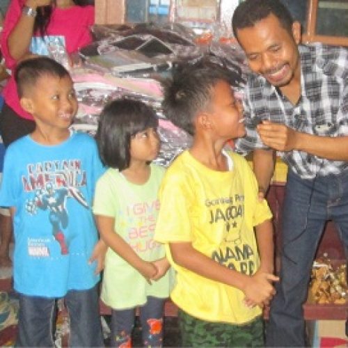 MESKI_BANJIR_TETAP_BELAJAR